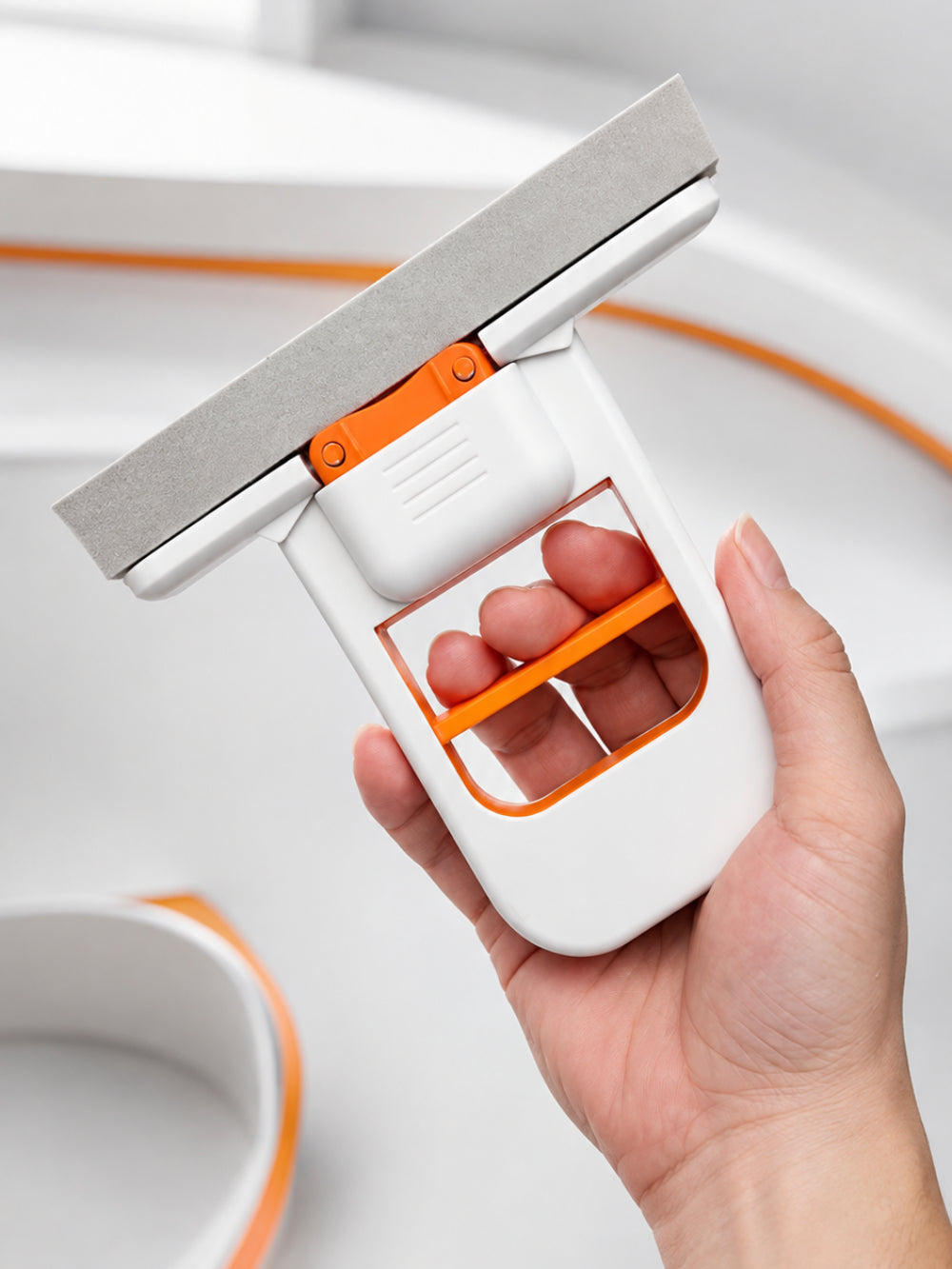 Hands-Free Mini Mop – Multipurpose Kitchen & Surface Cleaner